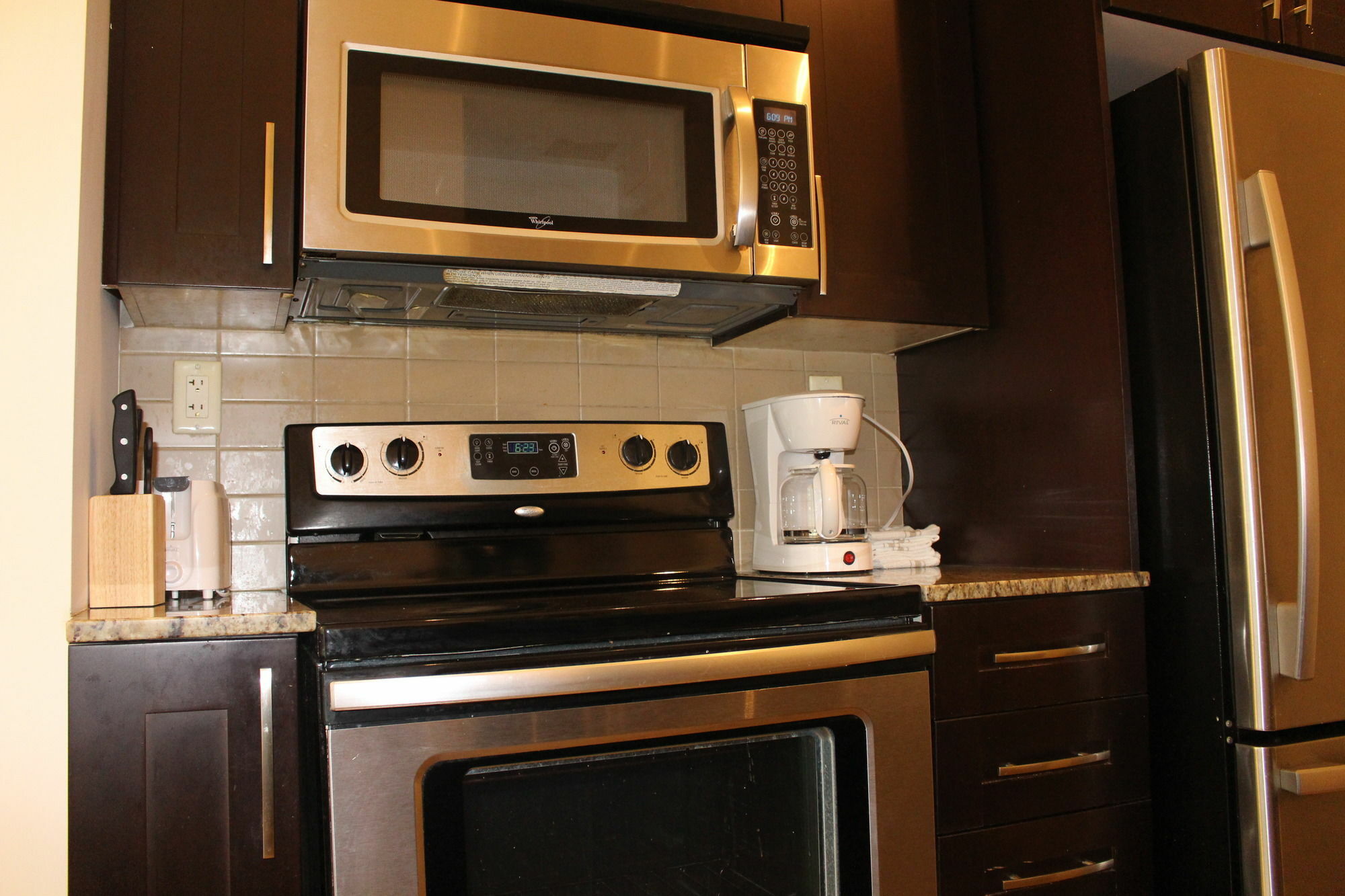 Custom Luxury Suite - By Elite Suites Mississauga Exterior foto